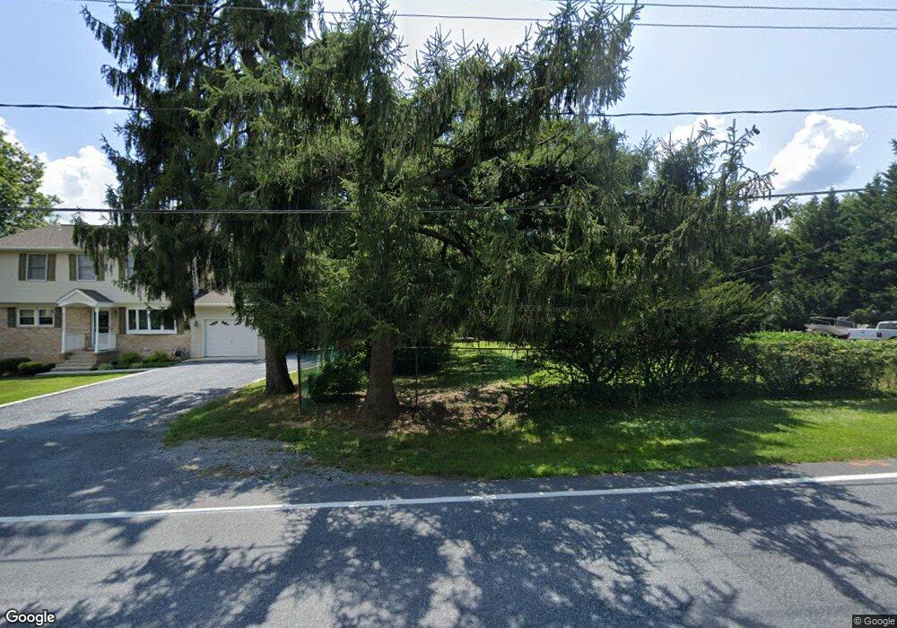 10725 Scaggsville Rd, Laurel, MD 20723 - photo 1