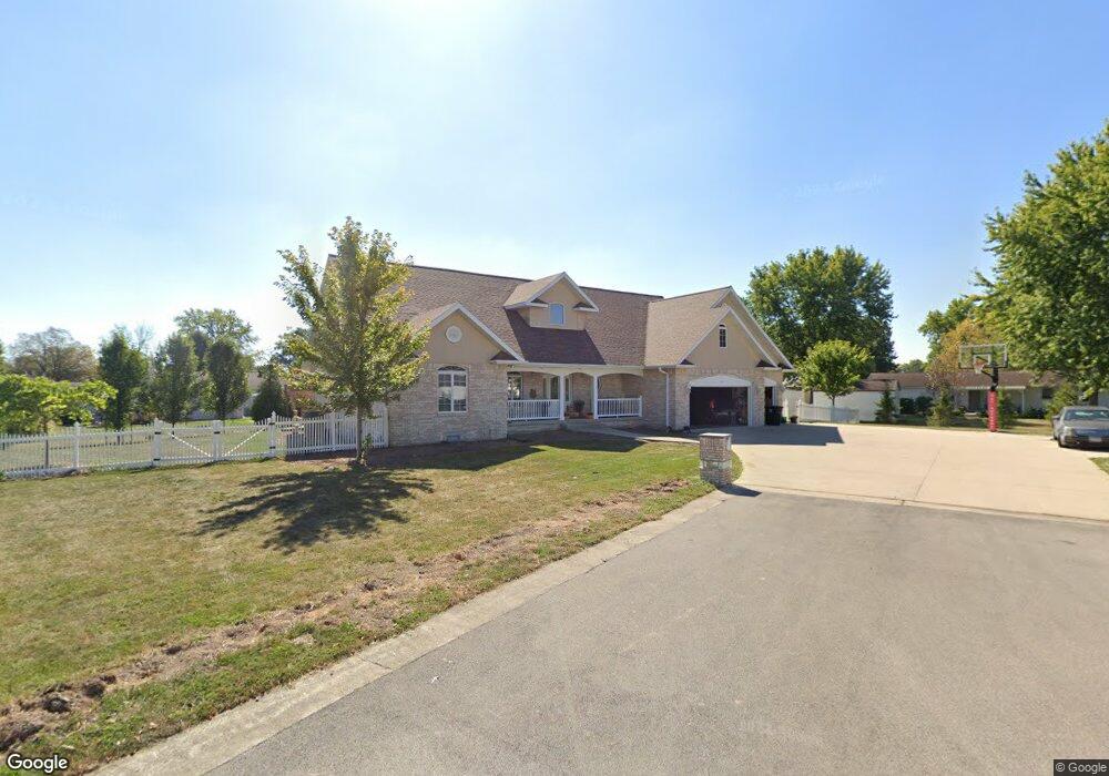 601 Flamingo Ct, Effingham, IL 62401 - photo 1