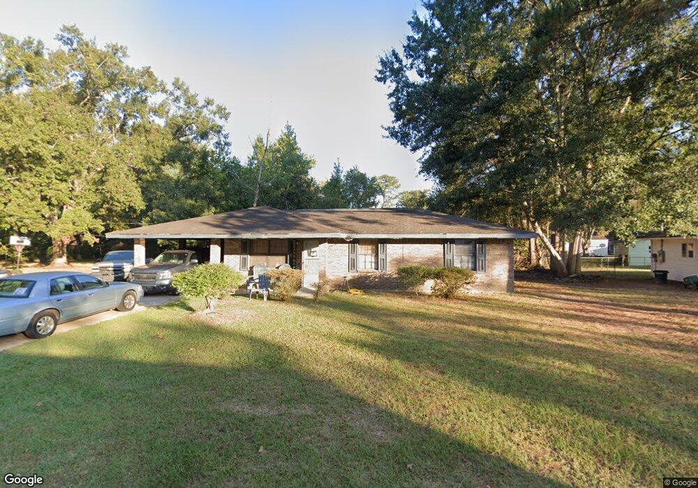 1004 Clover Cir, Picayune, MS 39466 - photo 1