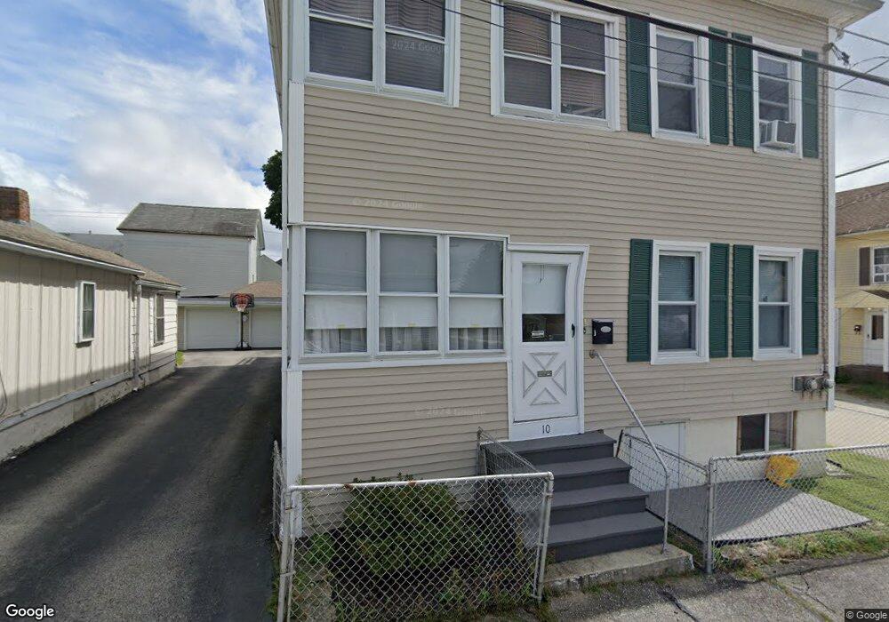 10 West St unit 1, Dudley, MA 01571 - photo 1