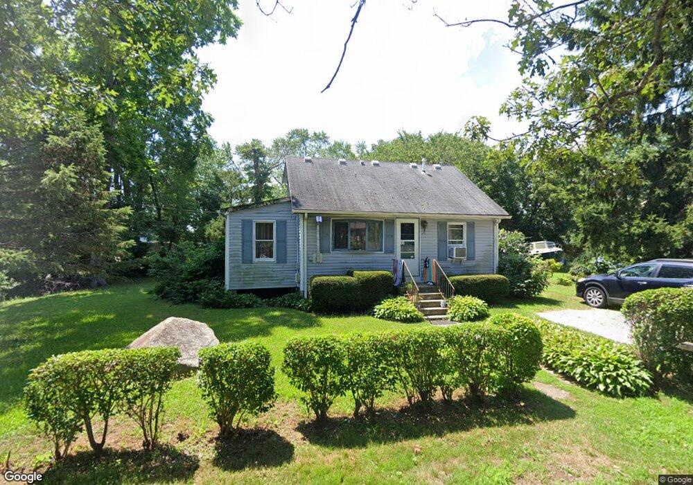 20 Coburn St, Warwick, RI 02889 - photo 1