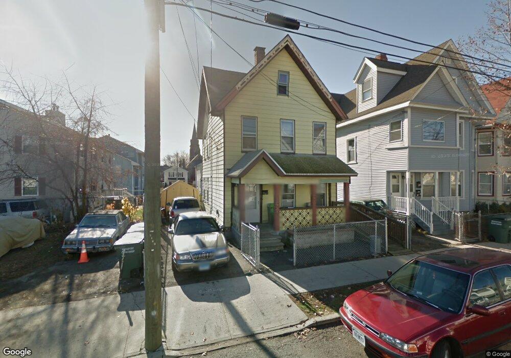 728 Shelton St, Bridgeport, CT 06608 - photo 1