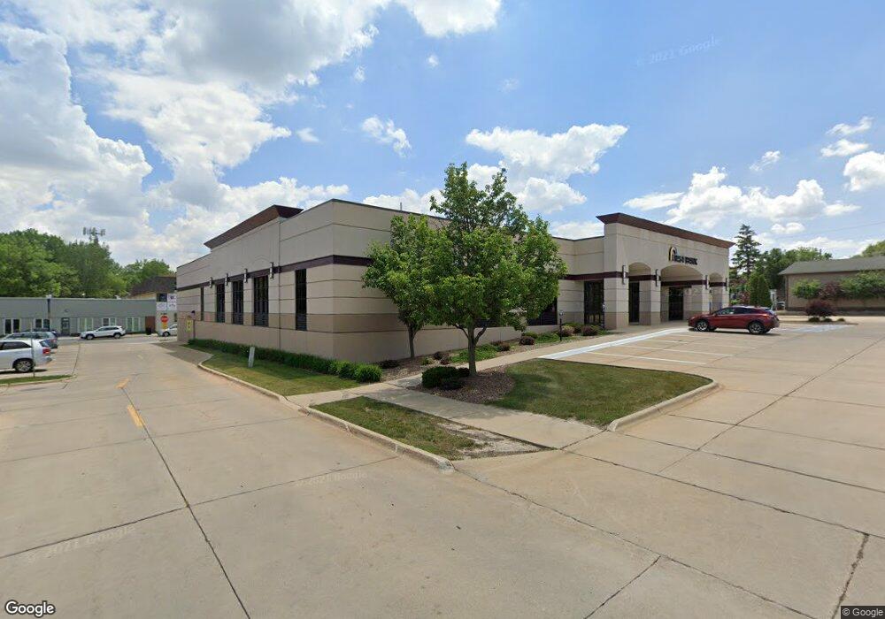 602 Main St, Cedar Falls, IA 50613 - photo 1