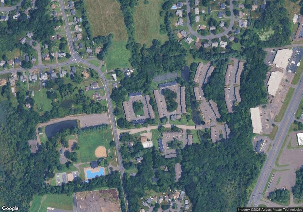 102 Churchill Dr, Newington, CT 06111 - photo 1