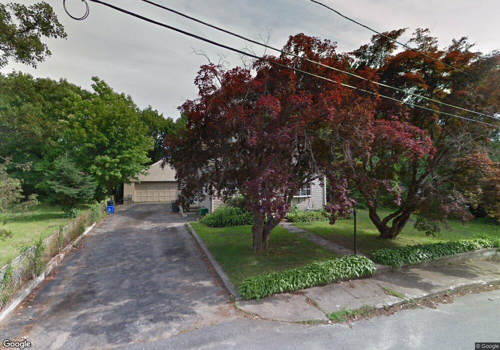 8 Perry St, Smithfield, RI 02917 - photo 1