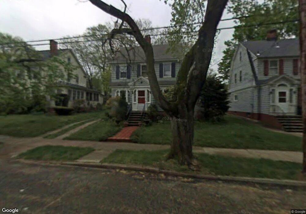 15 Roydon Rd, New Haven, CT 06511 - photo 1