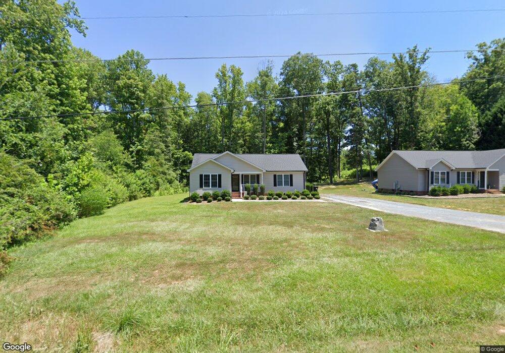 724 Skycrest Country Rd, Asheboro, NC 27205 - photo 1