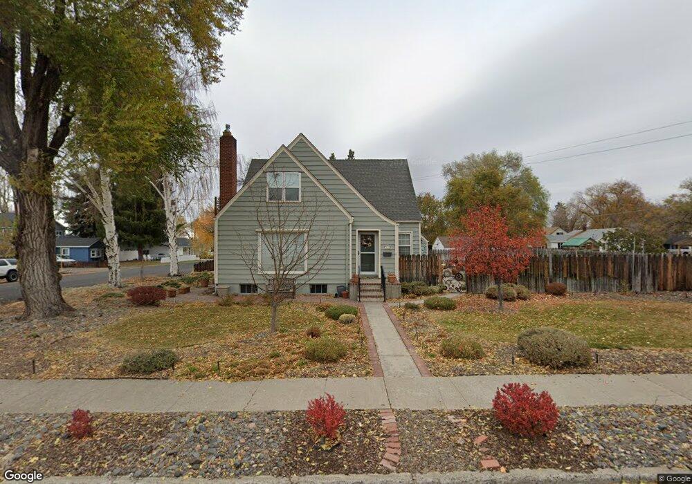 1235 SW Evergreen Ave, Redmond, OR 97756 - photo 1