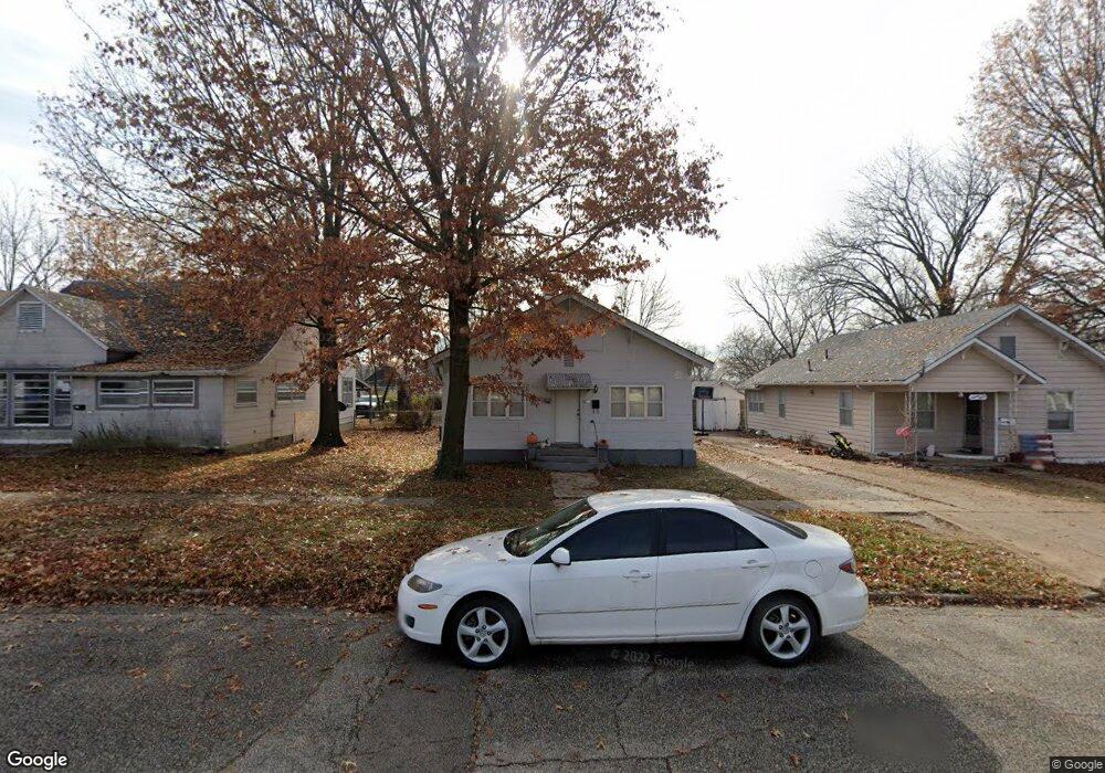 1616 Thornton Ave, Parsons, KS 67357 - photo 1