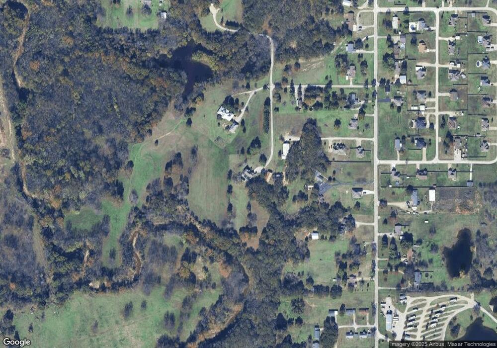 127 Vinyard Rd, Ardmore, OK 73401 - photo 1