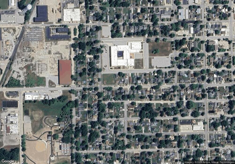 364 W 15th St, Auburn, IN 46706 - photo 1