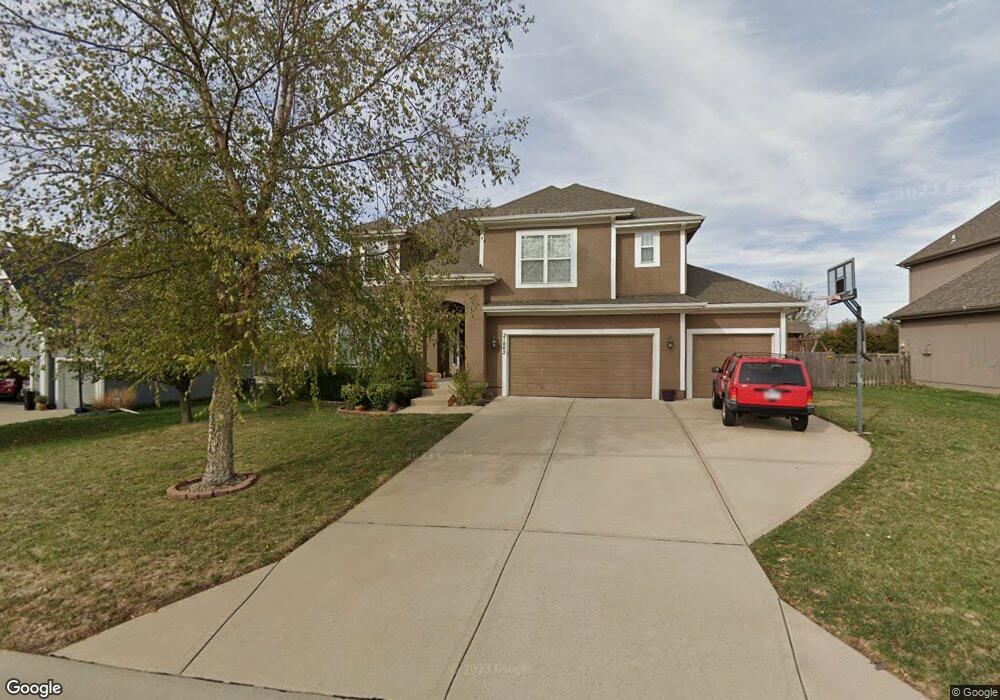 21002 W 48th St, Shawnee, KS 66218 - photo 1