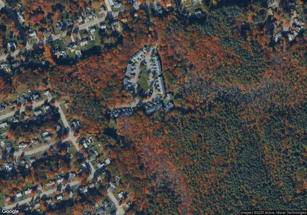 28 Robin Ln, Rockland, MA 02370 - photo 1