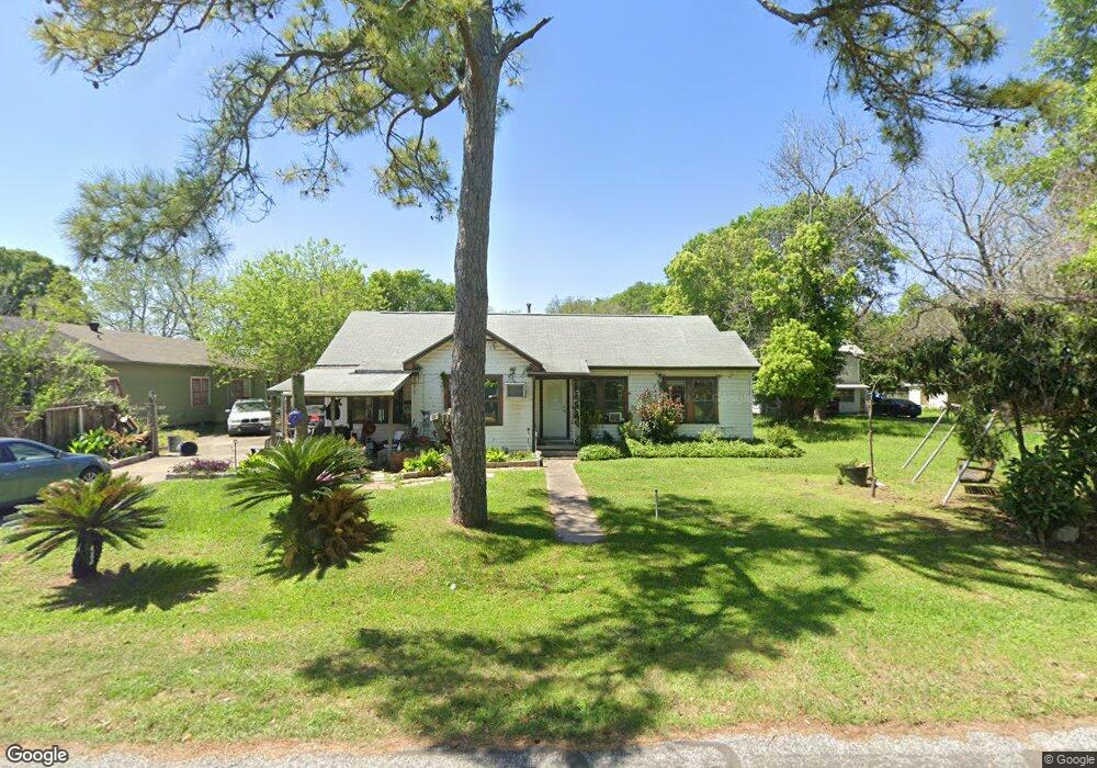 2310 Avenue D, Bay City, TX 77414 - photo 1