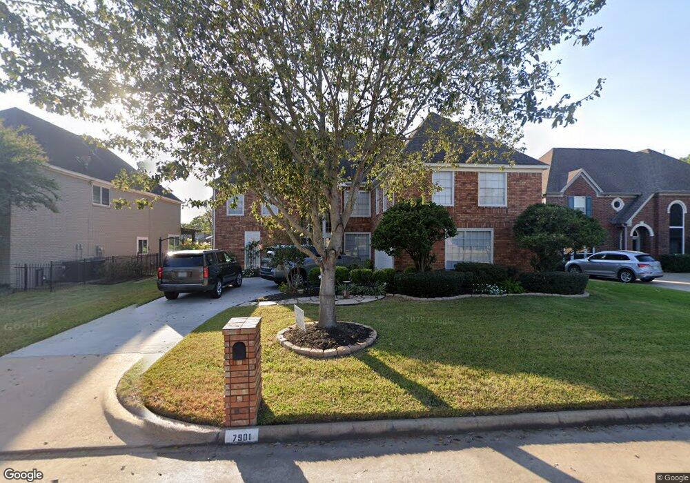 7901 Virginia Water Ln, Houston, TX 77095 - photo 1