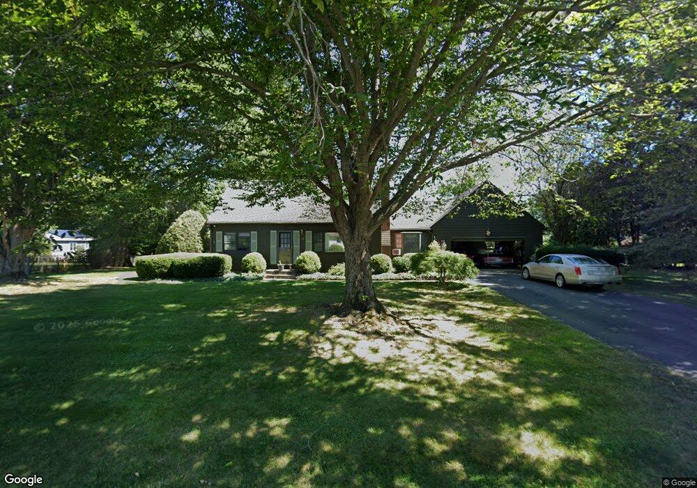 19 Woodlawn Rd, Hadley, MA 01035 - photo 1