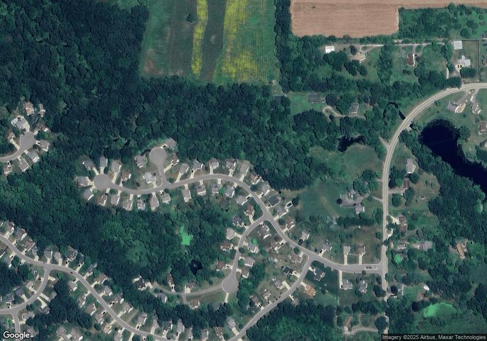 2647 Birchwood Dr unit 196, Howell, MI 48855 - photo 1