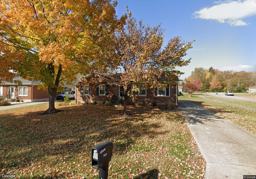 9015 Stockton Ct, Louisville, KY 40291 - photo 1