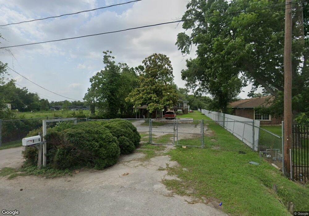 1006 Blue Bell Rd, Houston, TX 77038 - photo 1