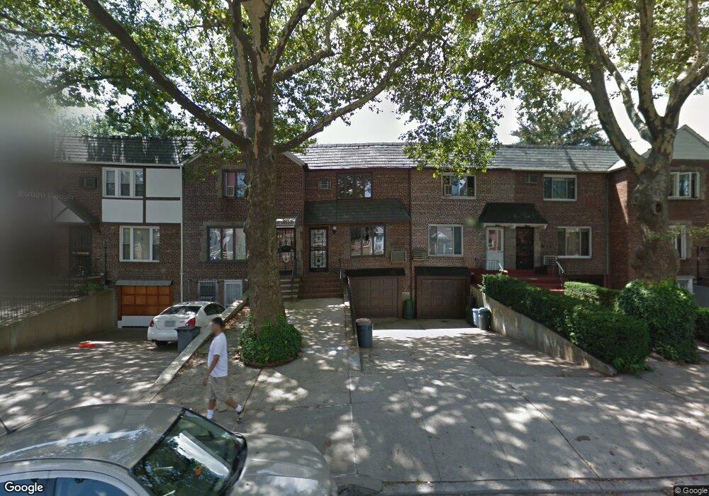 3138 70th St, East Elmhurst, NY 11370 - photo 1