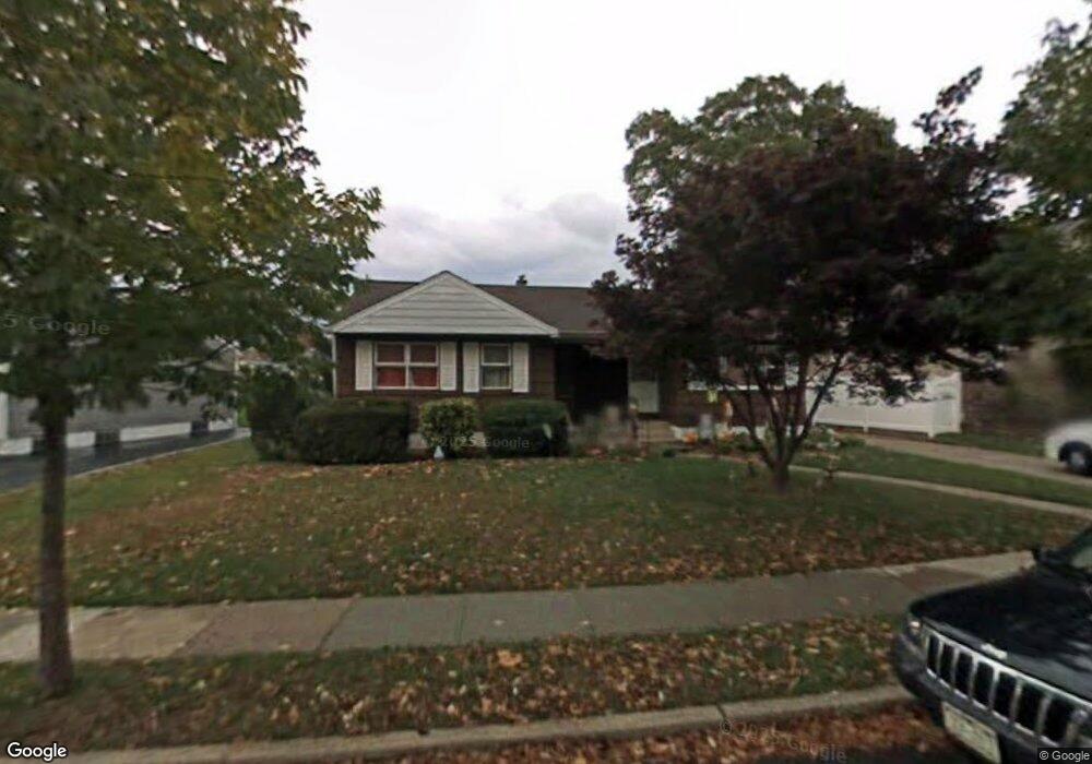 720 Carlyle Ave, Franklin Square, NY 11010 - photo 1