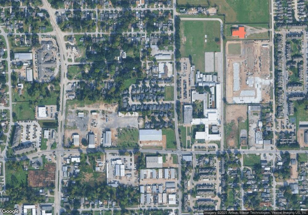 226 S Native Ln, Houston, TX 77022 - photo 1