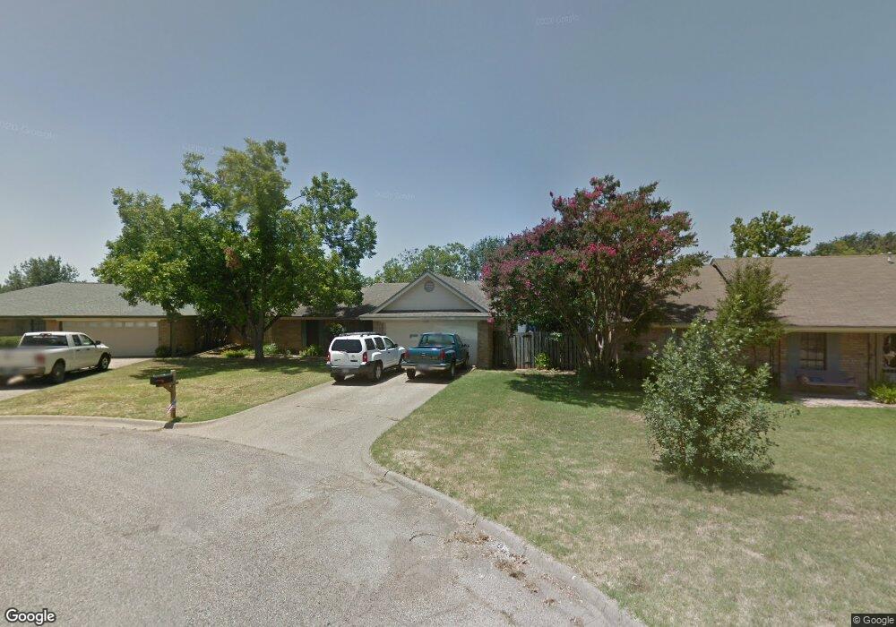 1108 Hemphill Ct, Cleburne, TX 76033 - photo 1