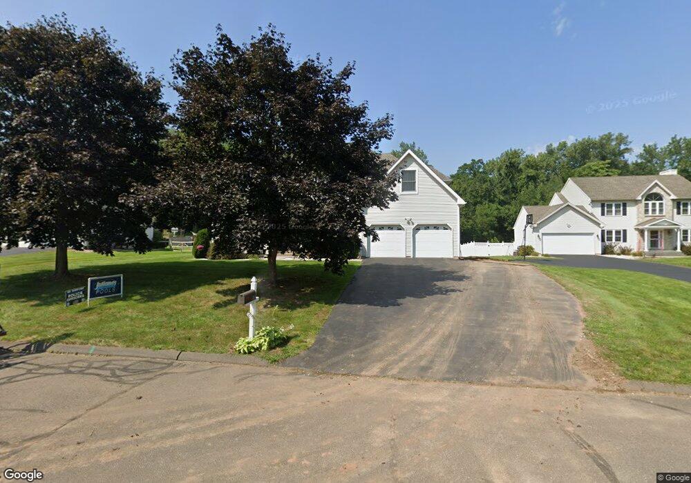 61 Kimberly Ln, Wethersfield, CT 06109 - photo 1