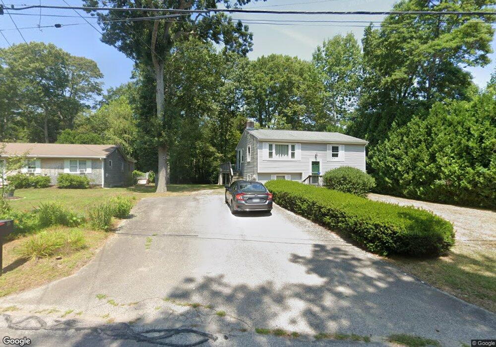 35 Greenwood Dr, Wakefield, RI 02879 - photo 1