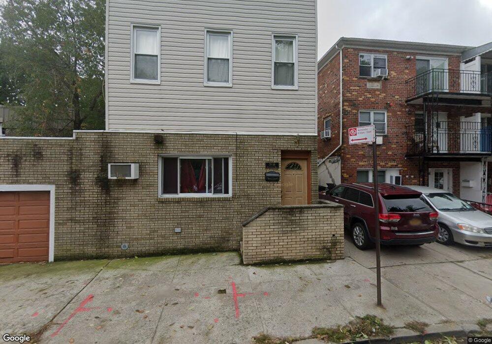 7806 19th Rd, Flushing, NY 11370 - photo 1