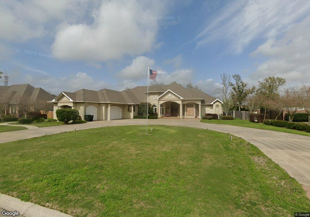 197 Regal Row, Houma, LA 70360 - photo 1