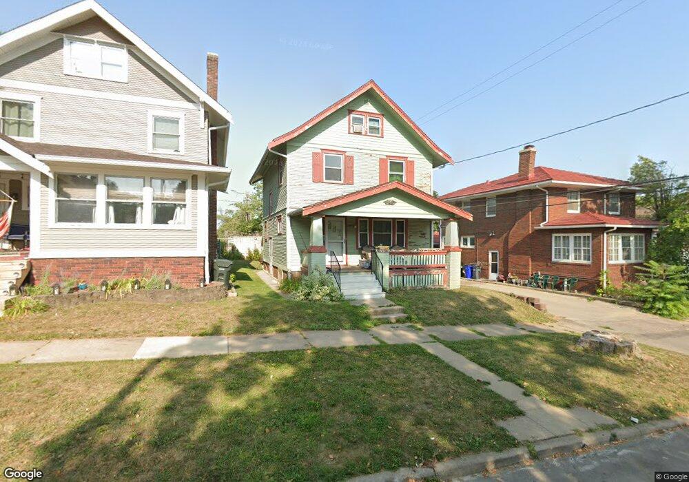 373 20th St SE, Cedar Rapids, IA 52403 - photo 1