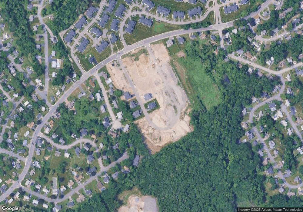 17 Ferullo Dr, Woburn, MA 01801 - photo 1