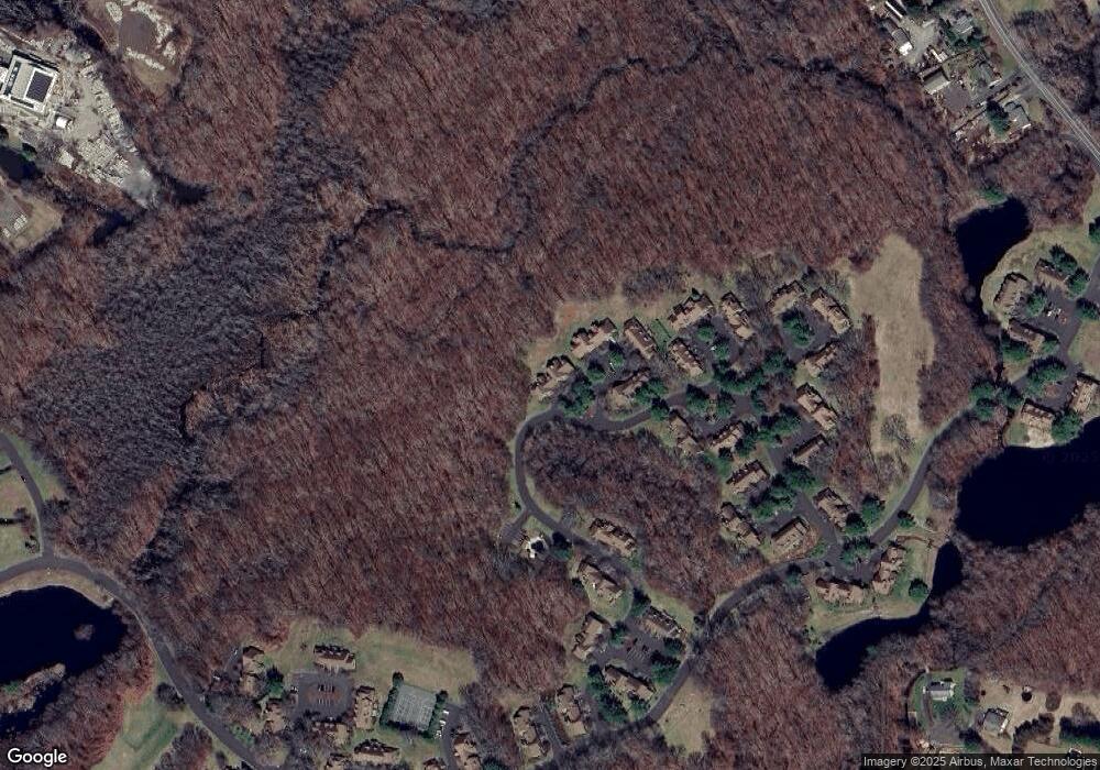 5 Meadowlark Cir, Monroe, CT 06468 - photo 1