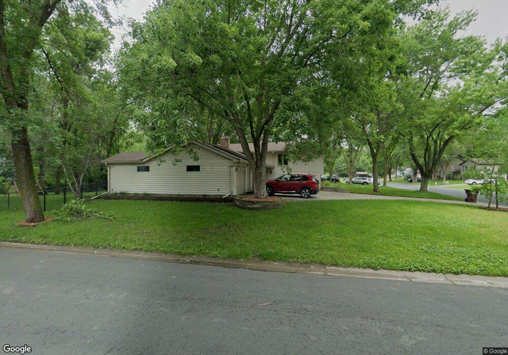 10303 108th Ave N, Maple Grove, MN 55369 - photo 1