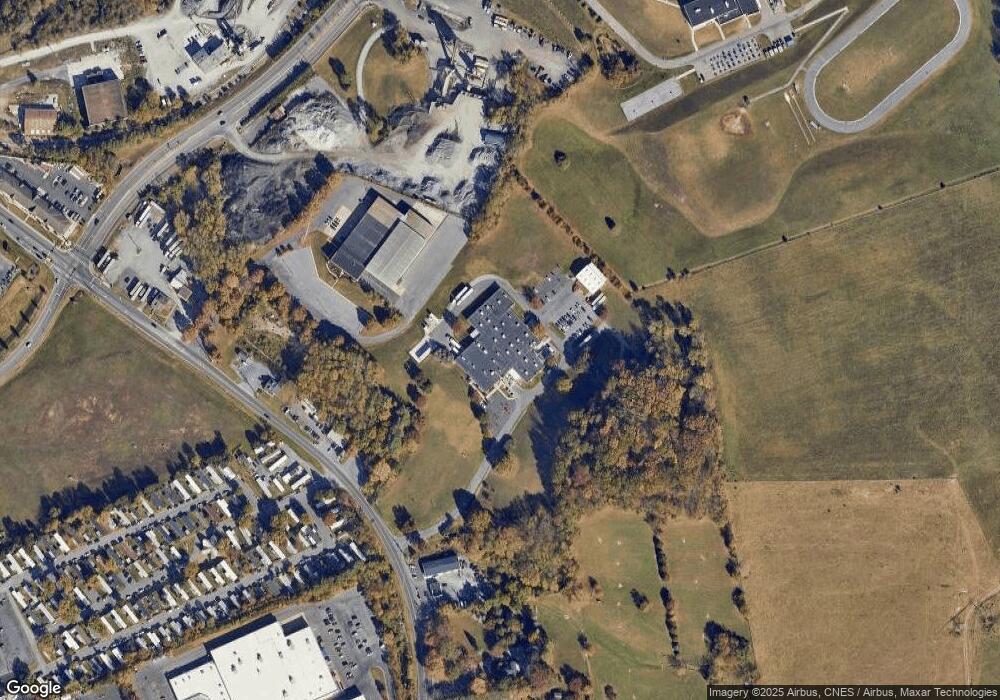 1724 Country Club Rd, Harrisonburg, VA 22802 - photo 1