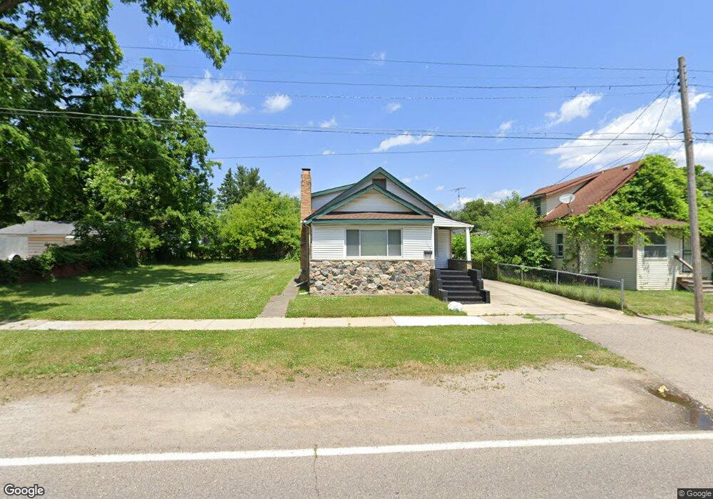 1613 Lippincott Blvd, Flint, MI 48503 - photo 1