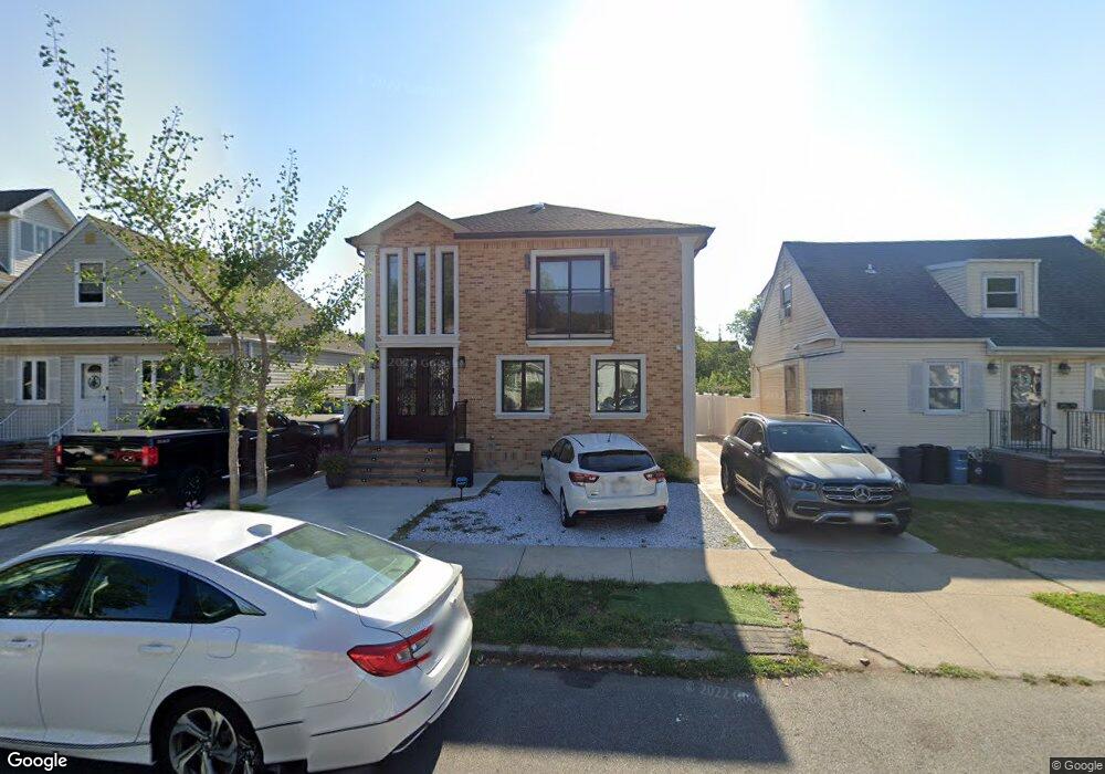 49-39 166th St, Flushing, NY 11365 - photo 1