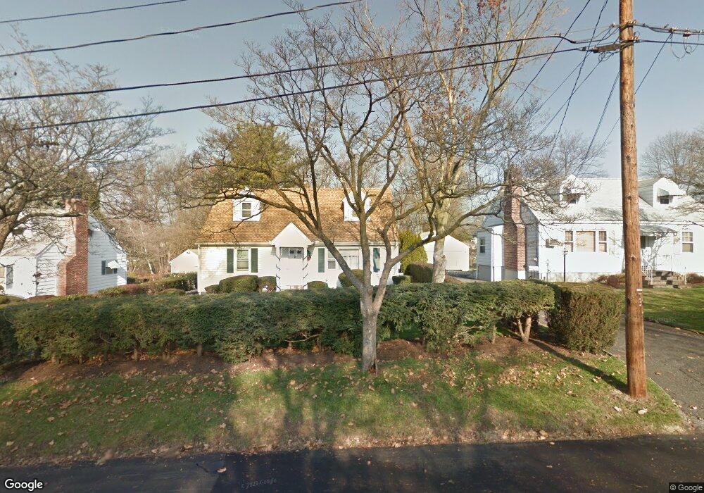 21 Dee Ln, Stamford, CT 06902 - photo 1