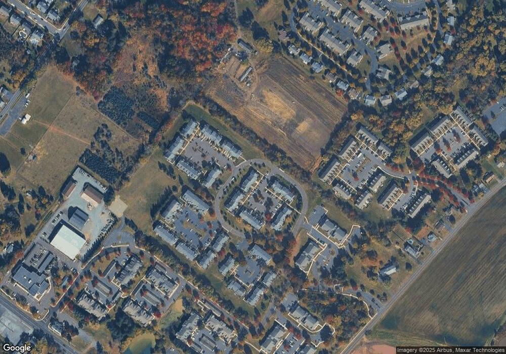 32 Red Tail Ct, Royersford, PA 19468 - photo 1