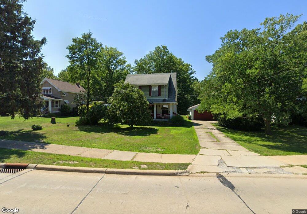 1626 E 300th St, Wickliffe, OH 44092 - photo 1