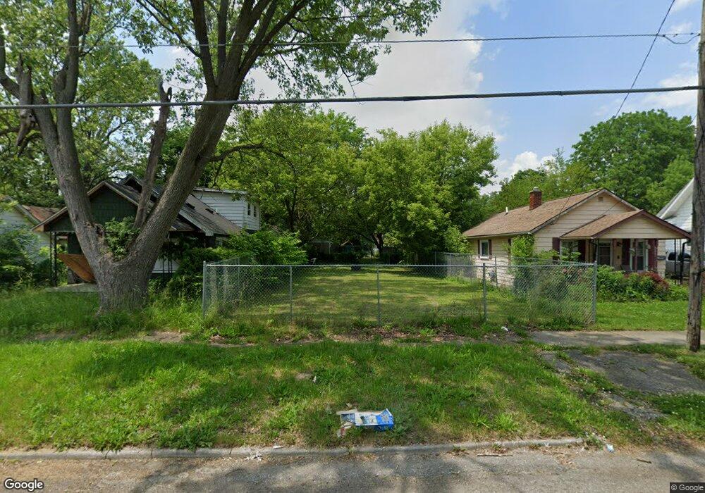 1322 Knapp Ave, Flint, MI 48503 - photo 1