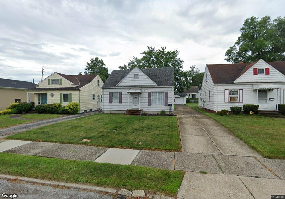 21600 Franklin Rd, Maple Heights, OH 44137 - photo 1