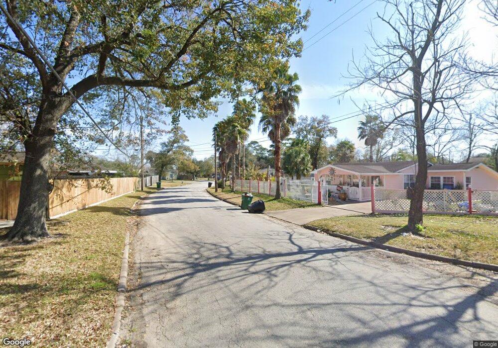 6841 Bayless Dr, Houston, TX 77017 - photo 1