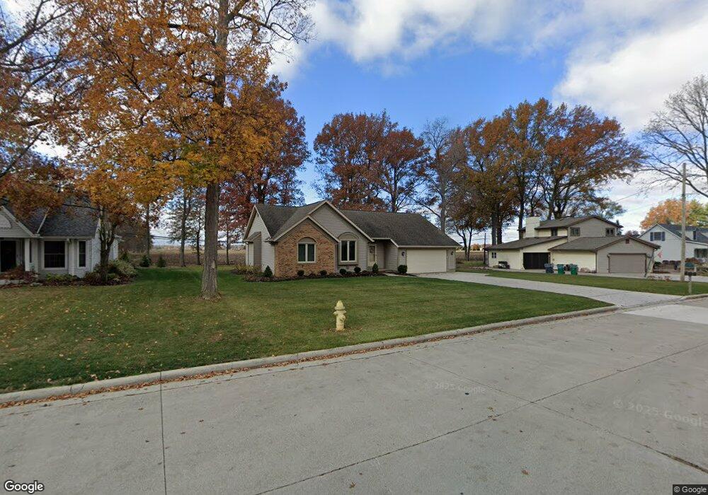 2561 Debbie Dr, Lima, OH 45807 - photo 1