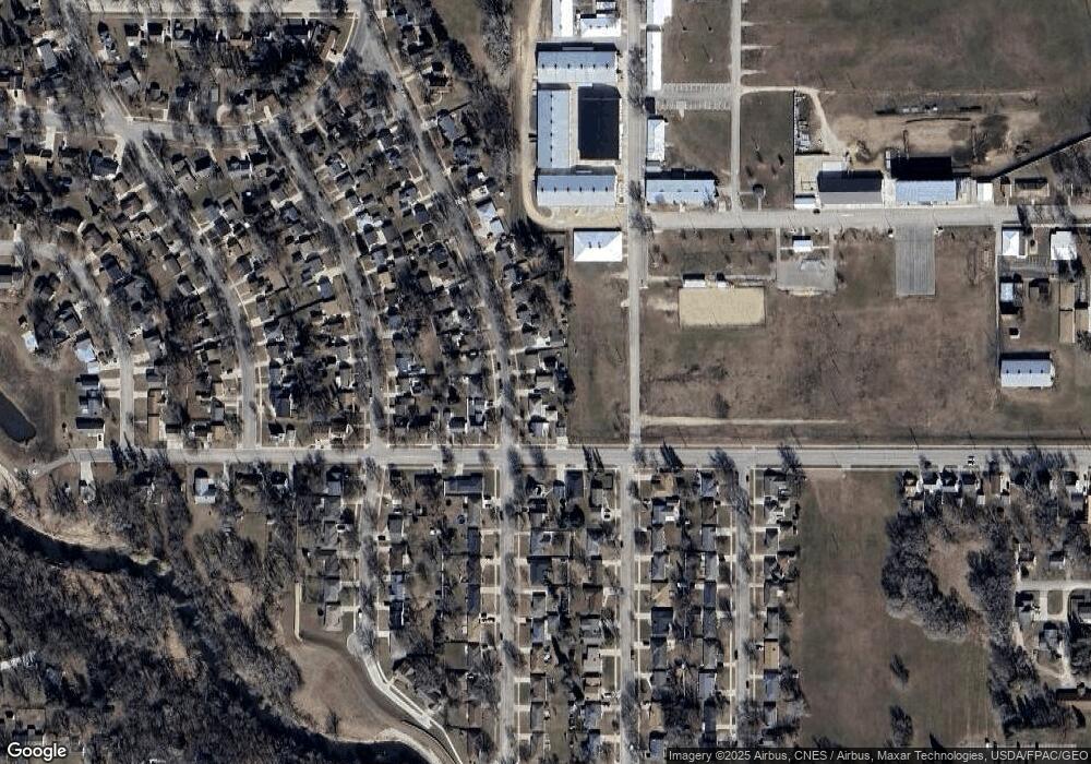 815 17th St SW, Austin, MN 55912 - photo 1