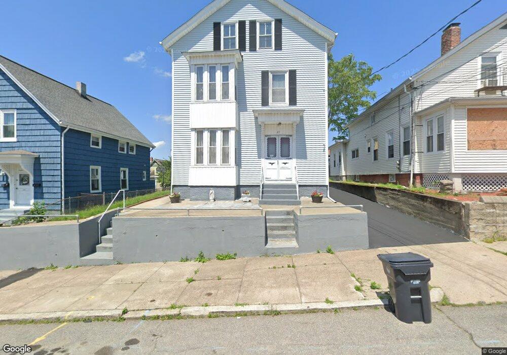 27 Sisson St, Pawtucket, RI 02860 - photo 1