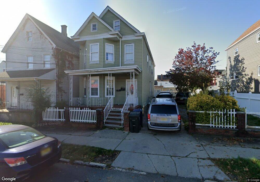 375 Barclay St, Perth Amboy, NJ 08861 - photo 1