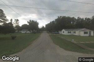 102 S 4th St, Mulberry Grove, IL 62262