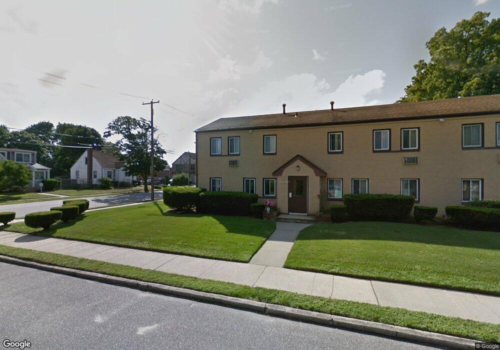 80 Cedar Ct unit 2, Copiague, NY 11726 - photo 1